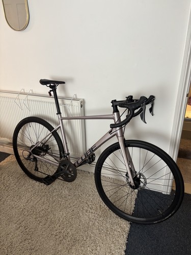 Cube axial road bike - bike,, light